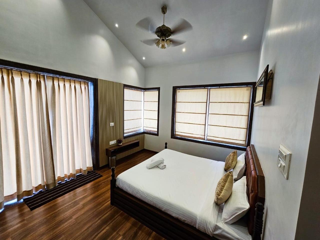 Premium Chalet โลนาวาลา ภายนอก รูปภาพ