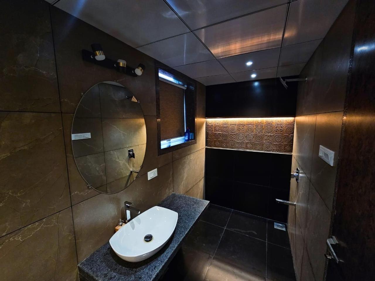 Premium Chalet โลนาวาลา ภายนอก รูปภาพ